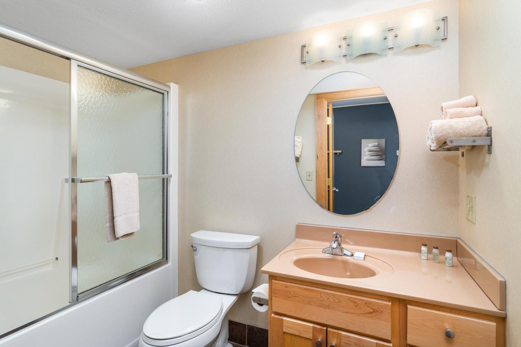 East Bay Suites Ґранд-Марей Номер фото